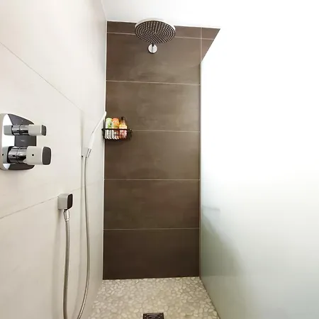 Bohemenest Terminal - Chic & Gemuetlich Mit Terrasse *