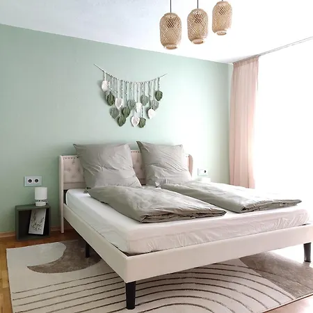 Bohemenest Terminal - Chic & Gemuetlich Mit Terrasse